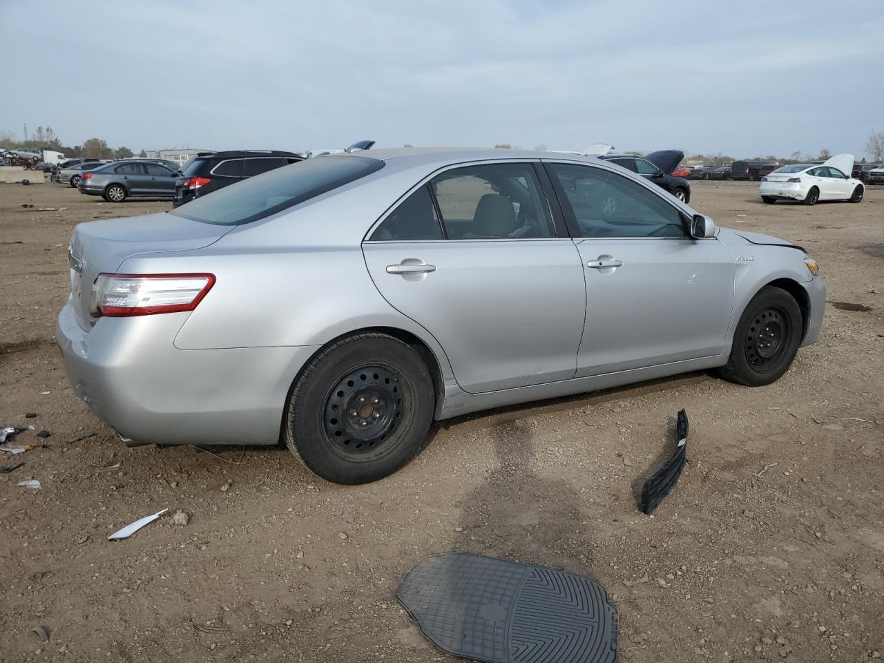 2011 TOYOTA CAMRY