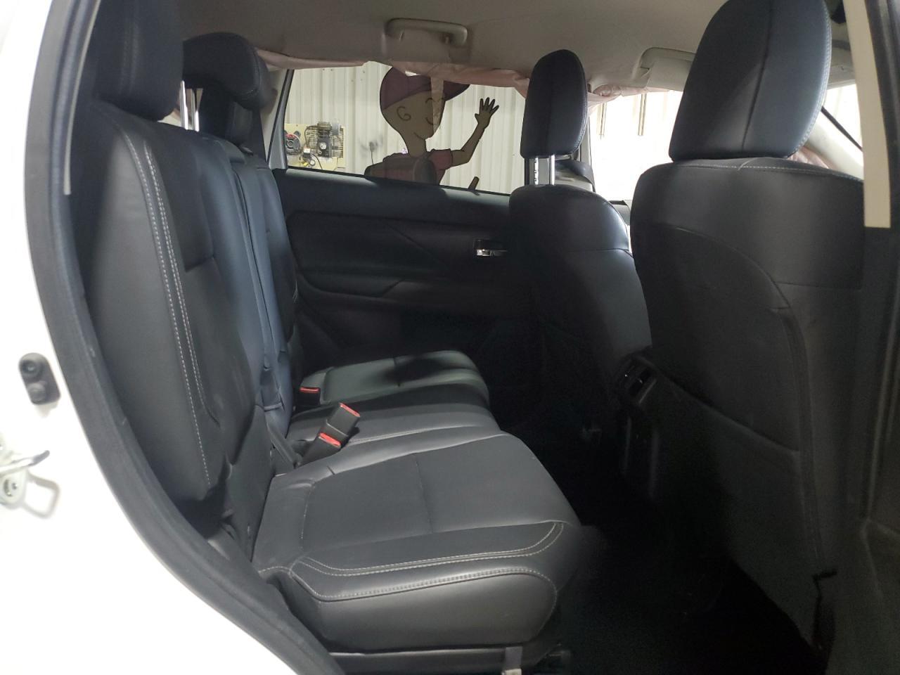 2019 MITSUBISHI outlander