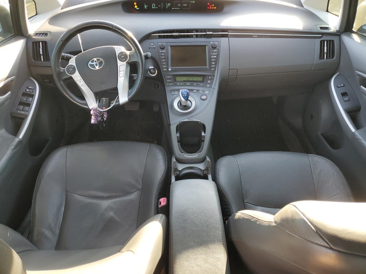 2010 TOYOTA PRIUS