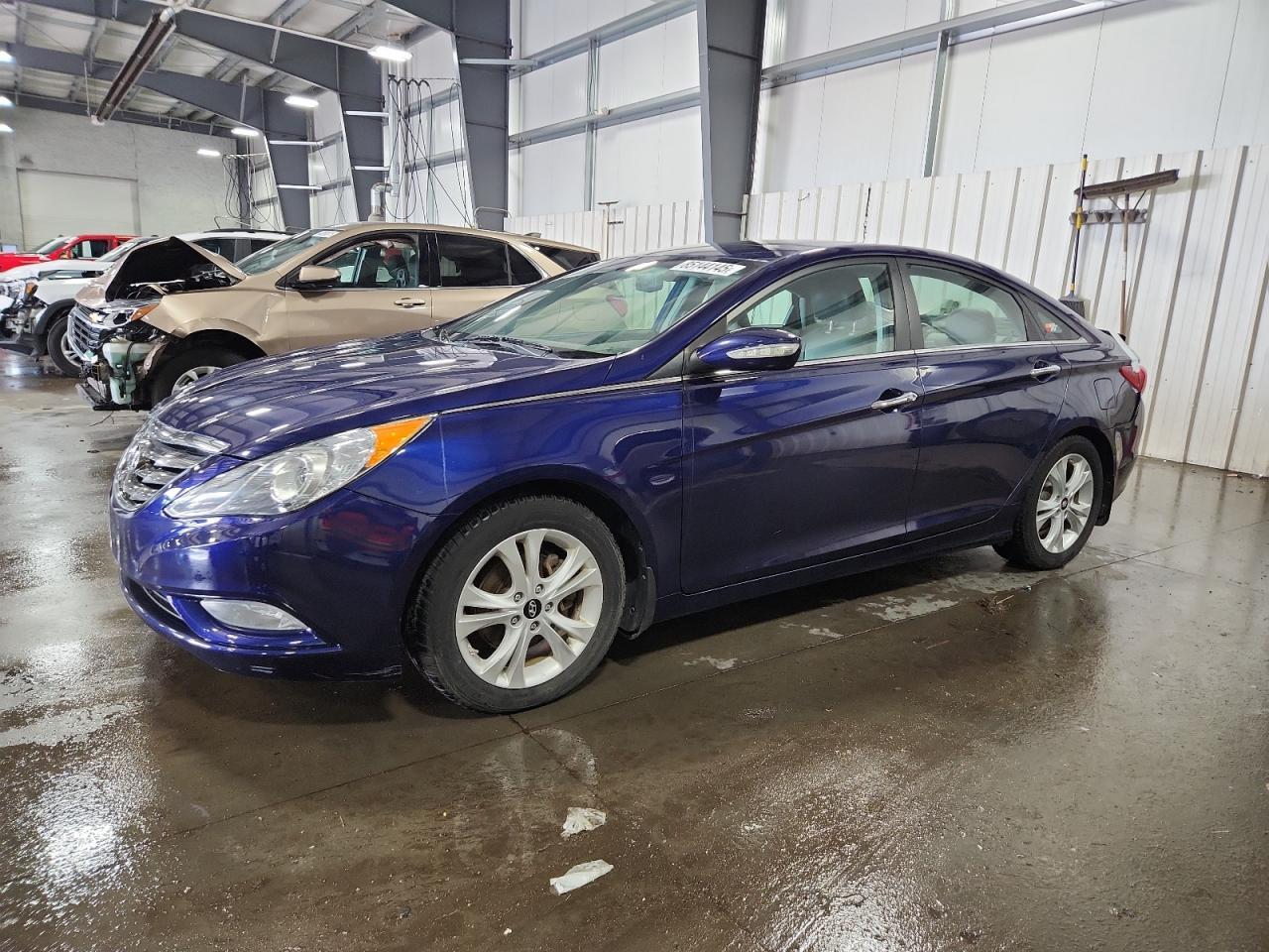 2013 HYUNDAI SONATA