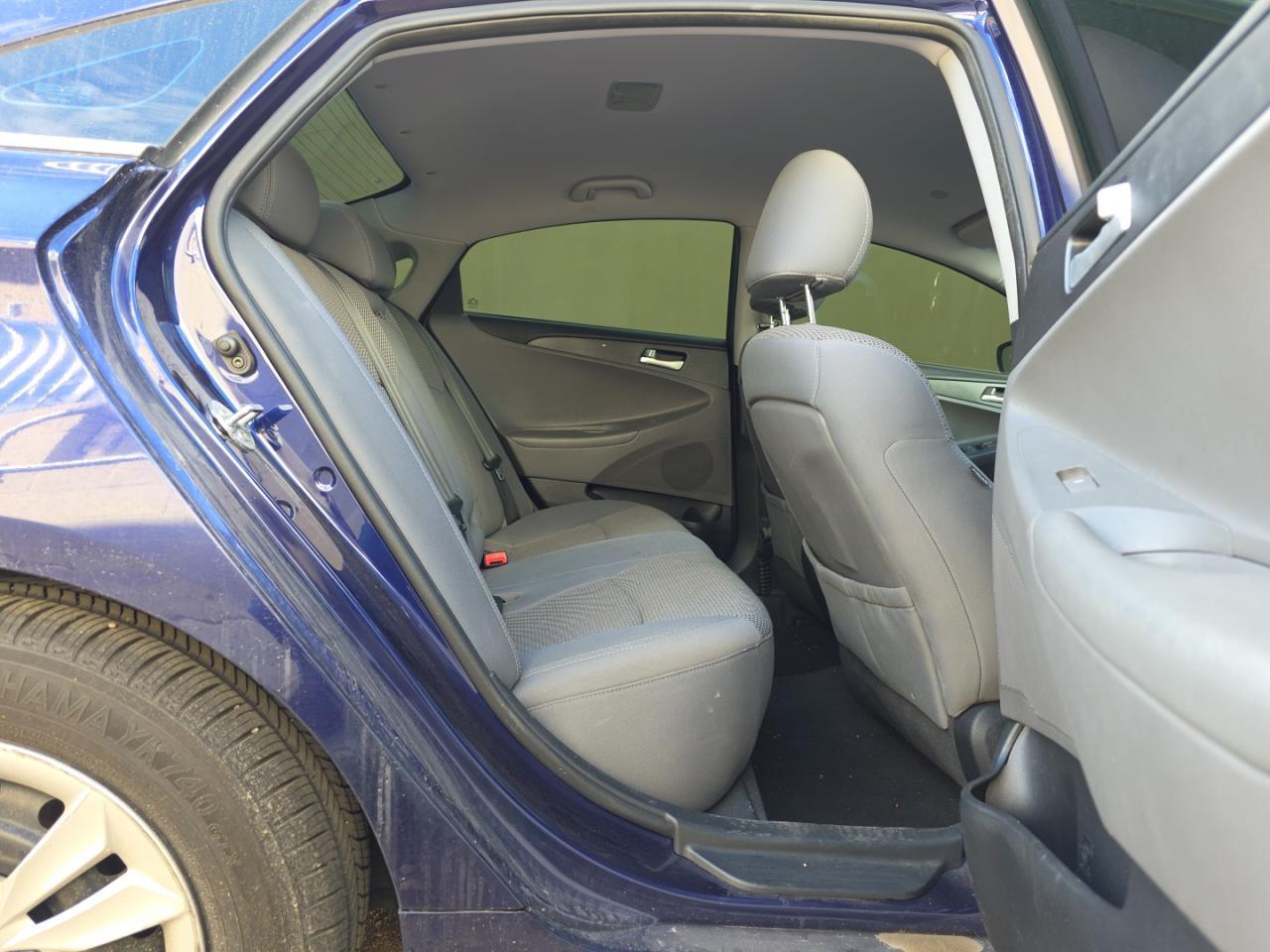 2012 HYUNDAI SONATA