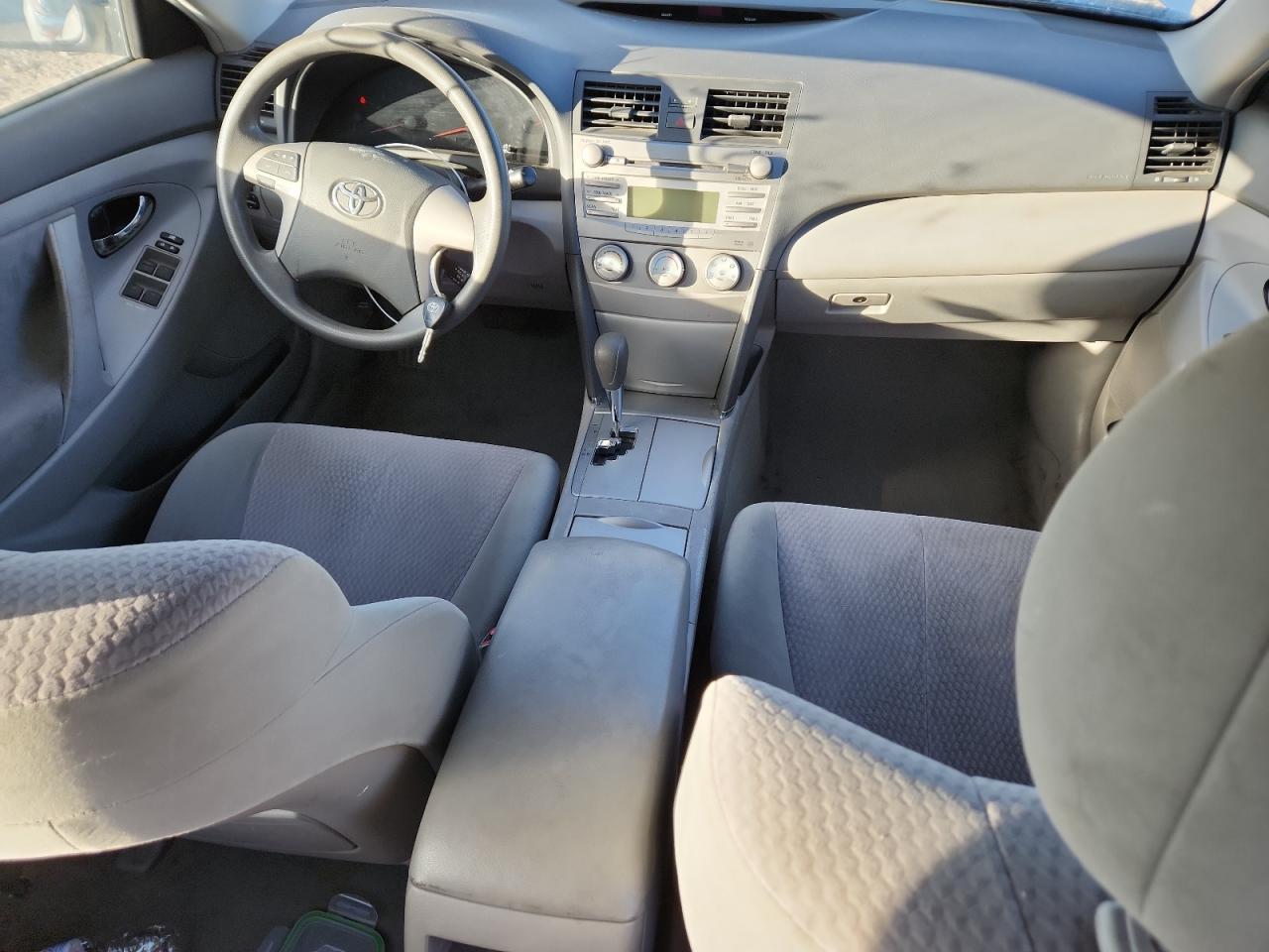 2011 TOYOTA CAMRY