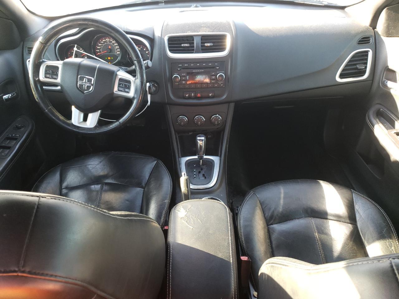2013 DODGE Avenger