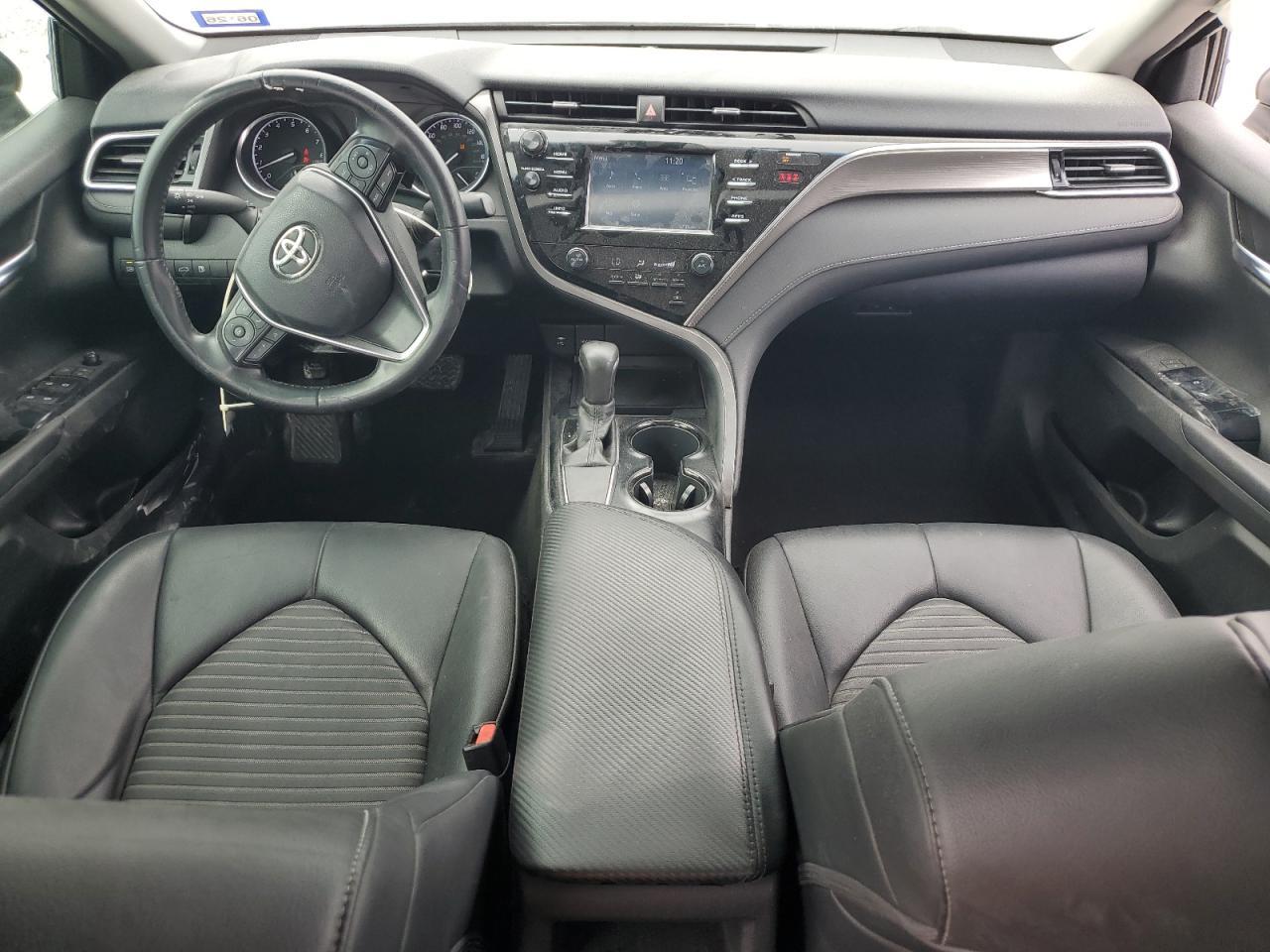 2018 TOYOTA CAMRY