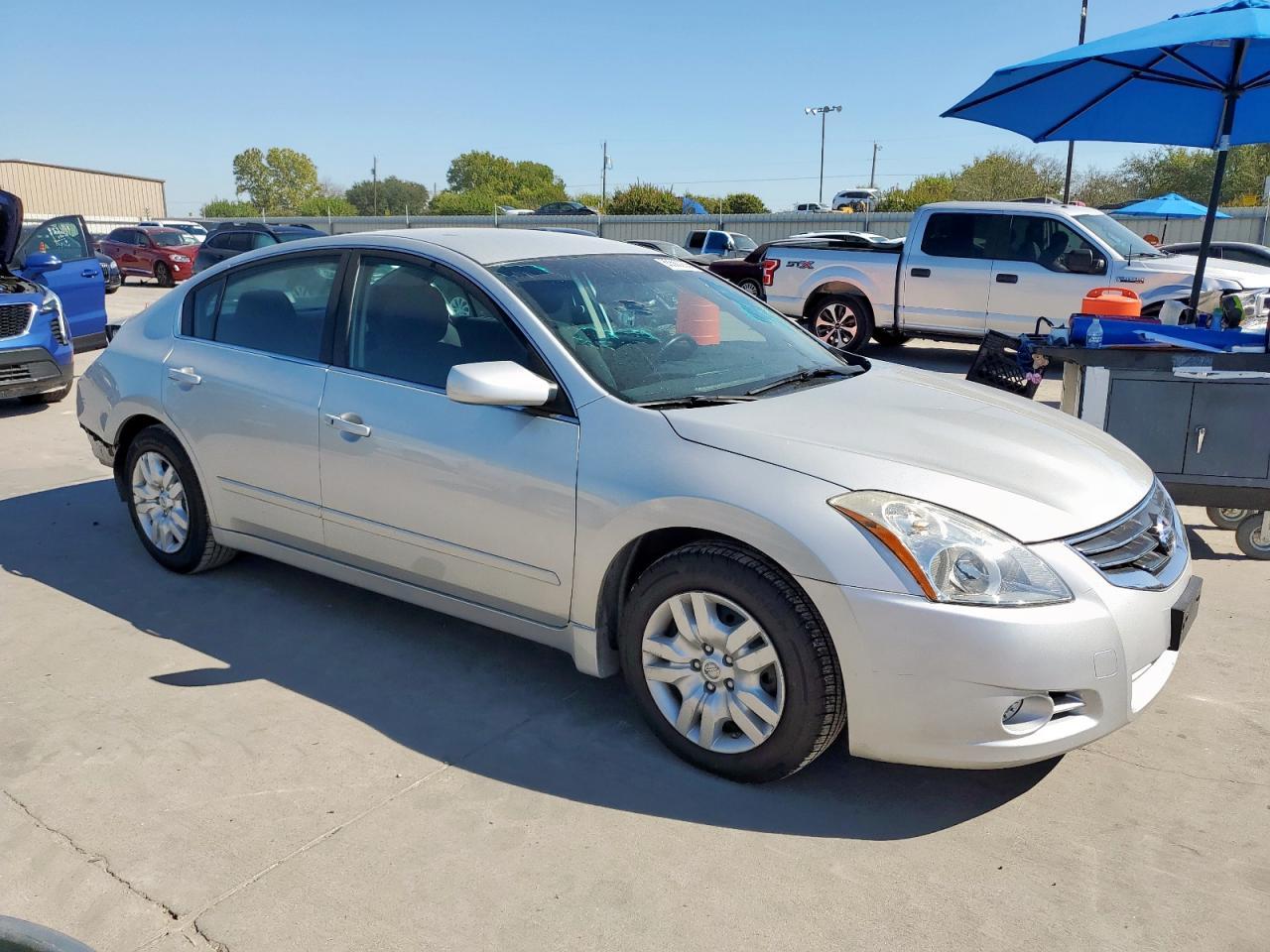 2012 NISSAN ALTIMA