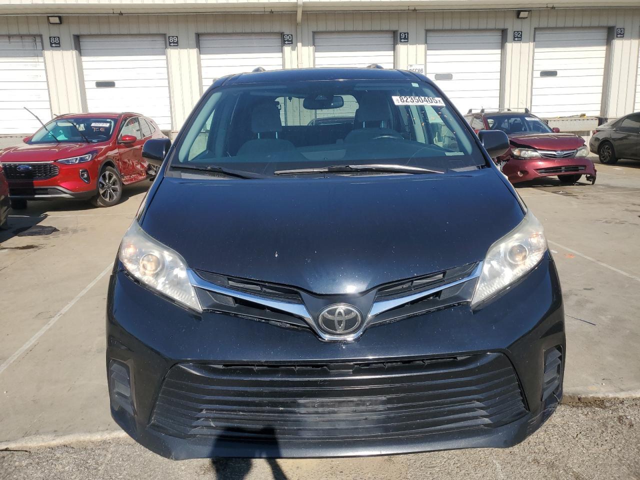 2018 TOYOTA SIENNA