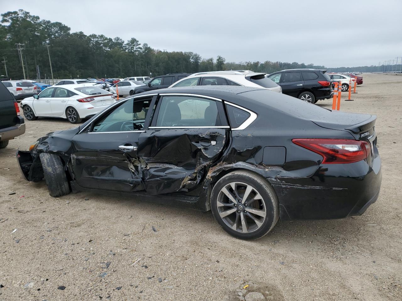 2017 NISSAN ALTIMA