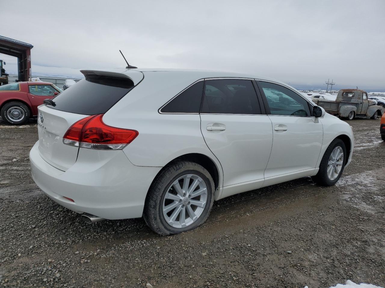 2010 TOYOTA VENZA