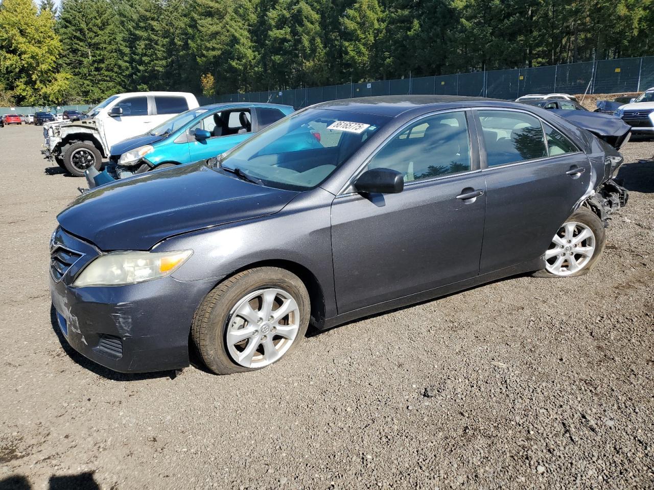 2011 TOYOTA CAMRY