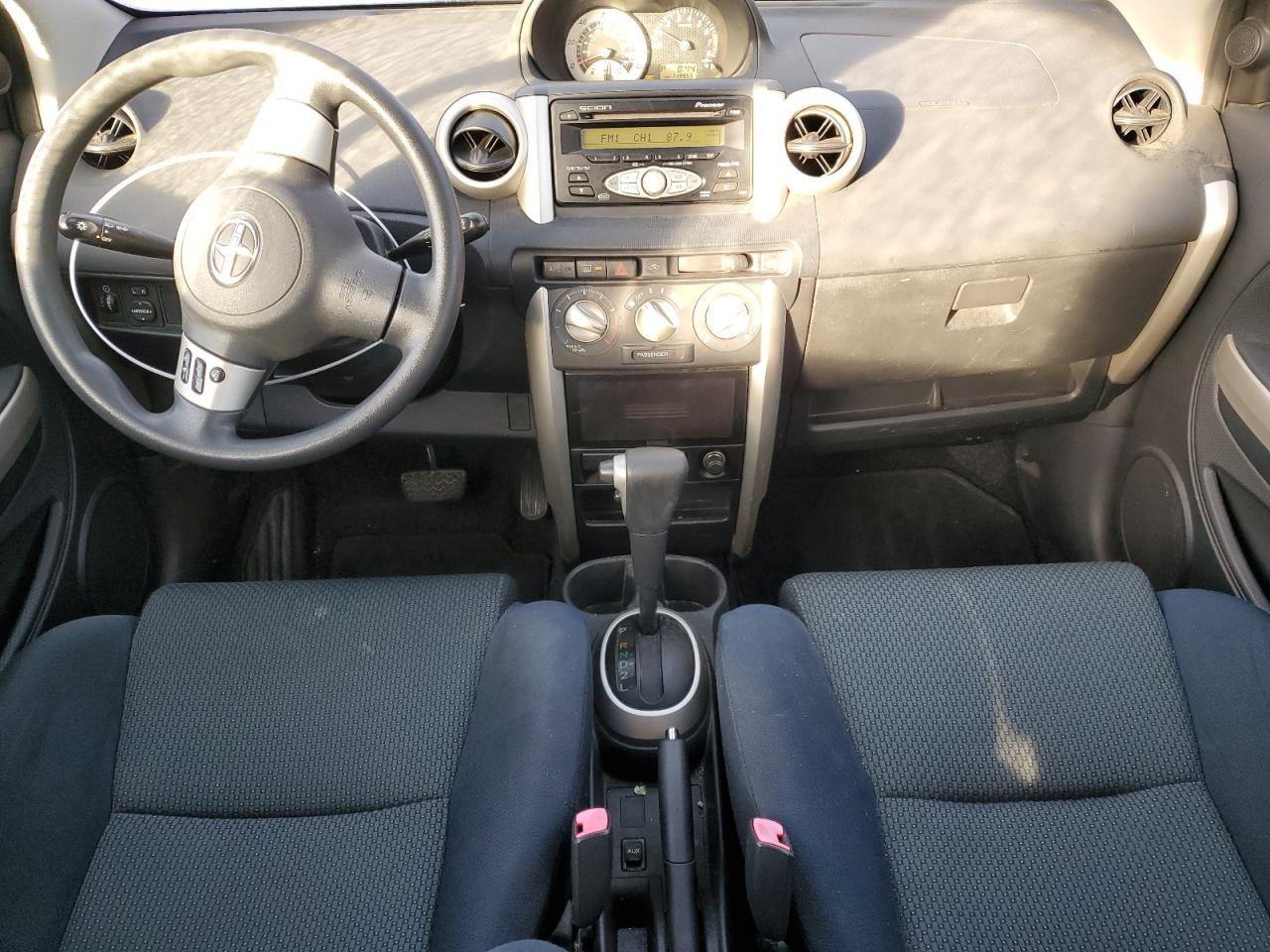 2006 TOYOTA SCION