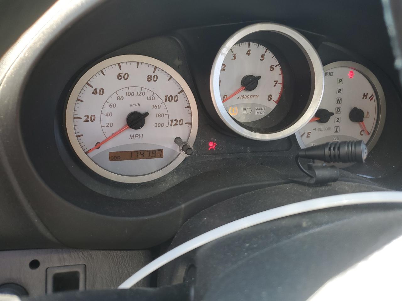 2005 TOYOTA RAV4