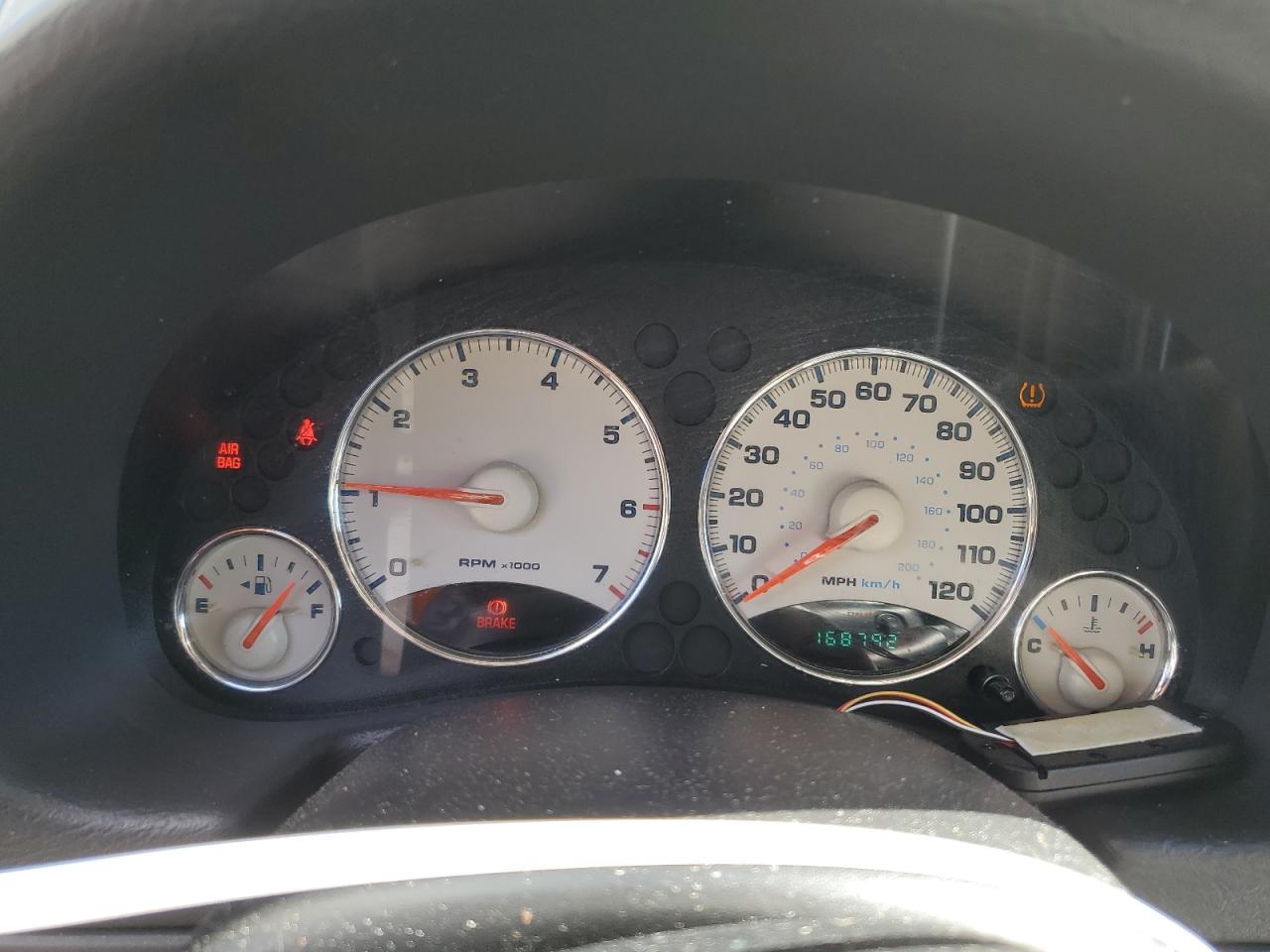 2004 JEEP Liberty