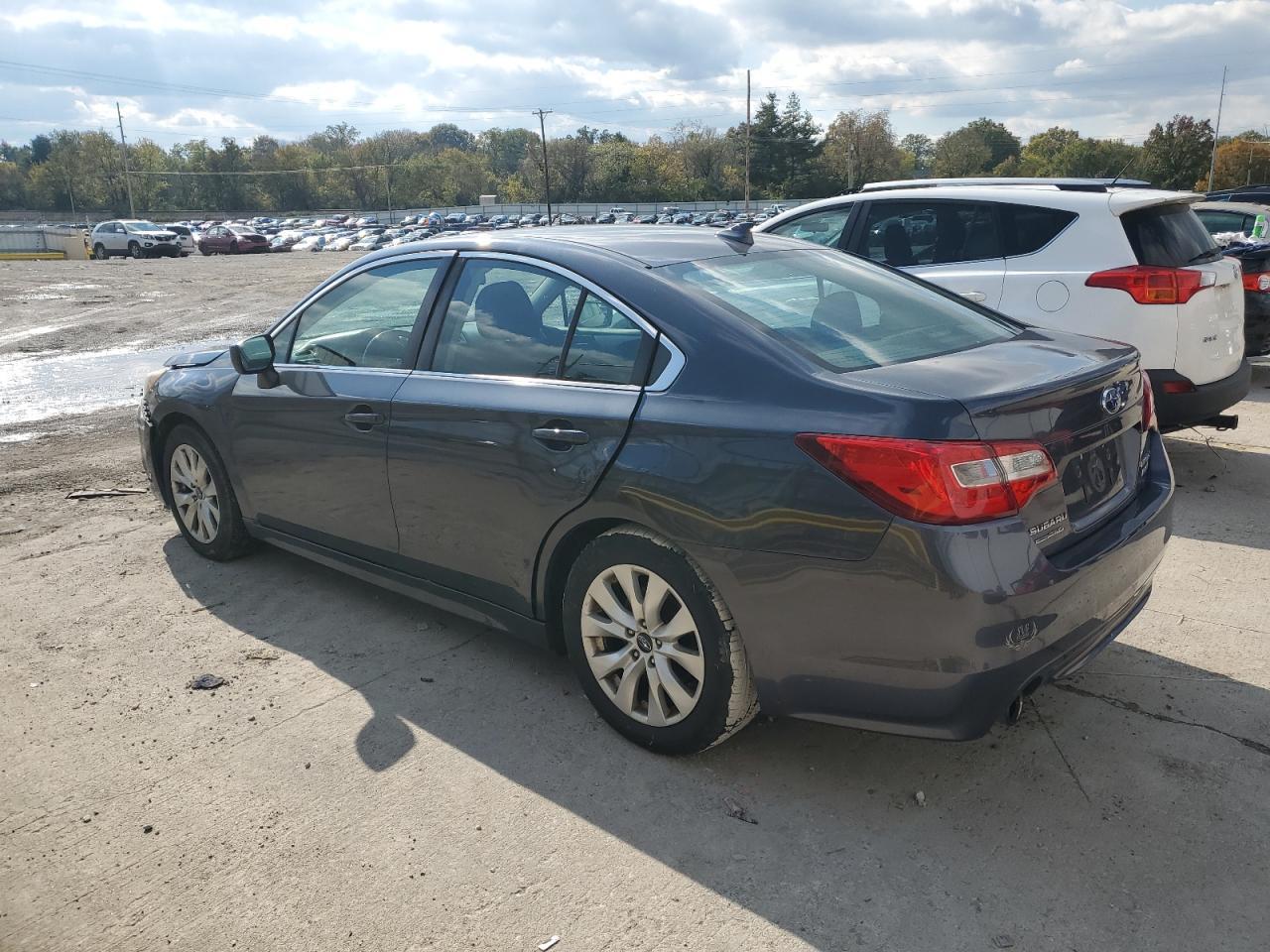 2016 SUBARU Legacy
