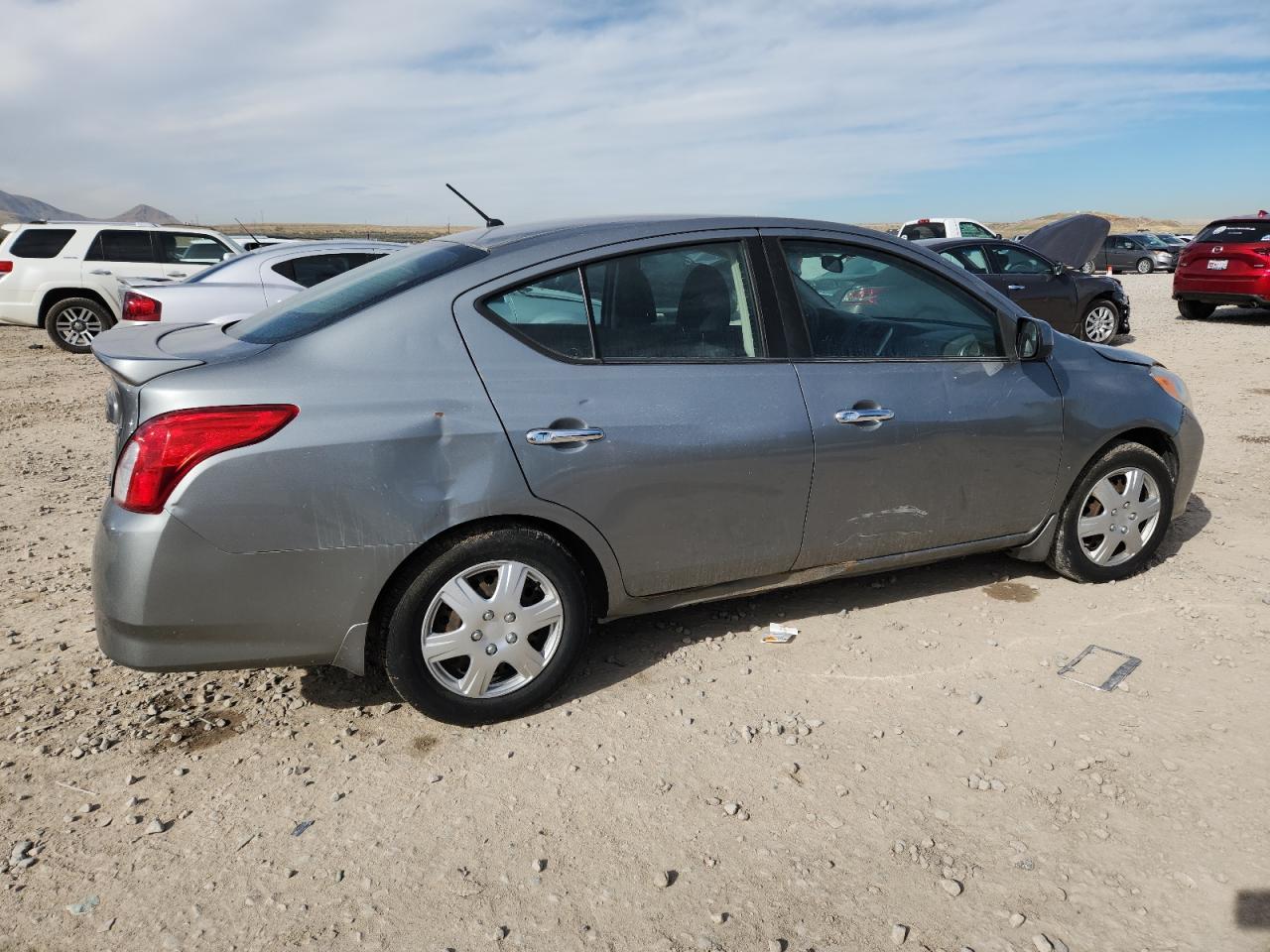 2013 NISSAN VERSA