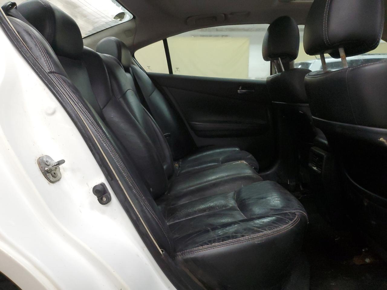 2013 NISSAN Maxima
