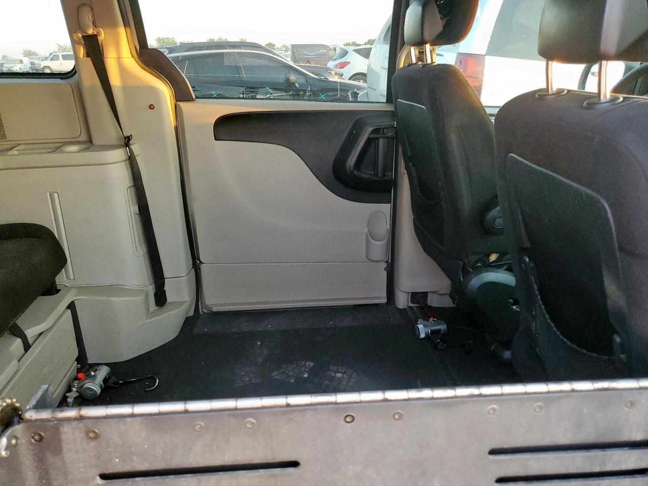 2014 DODGE GRAND CARAVAN