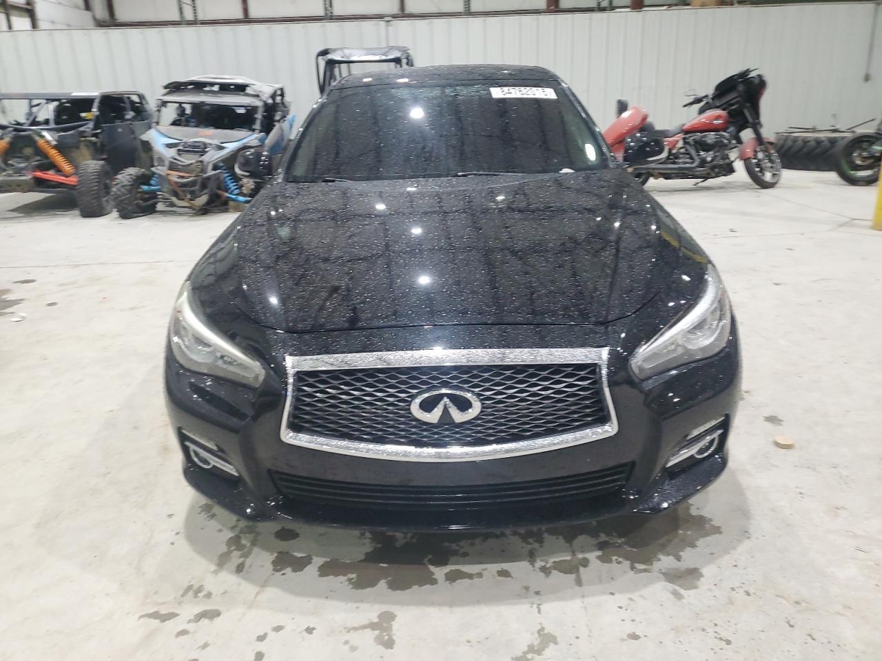 2015 INFINITI Q50