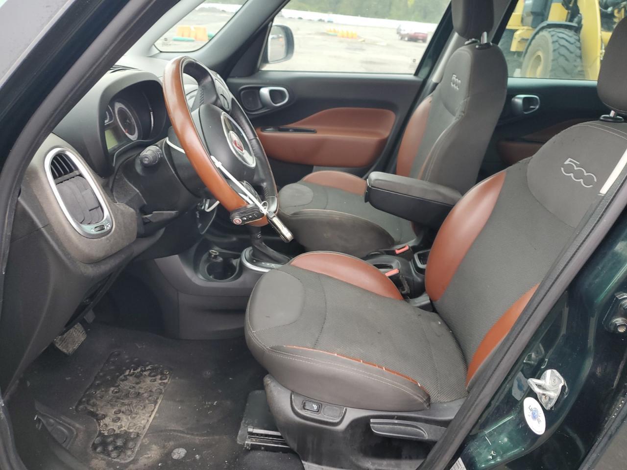 2015 FIAT 500L