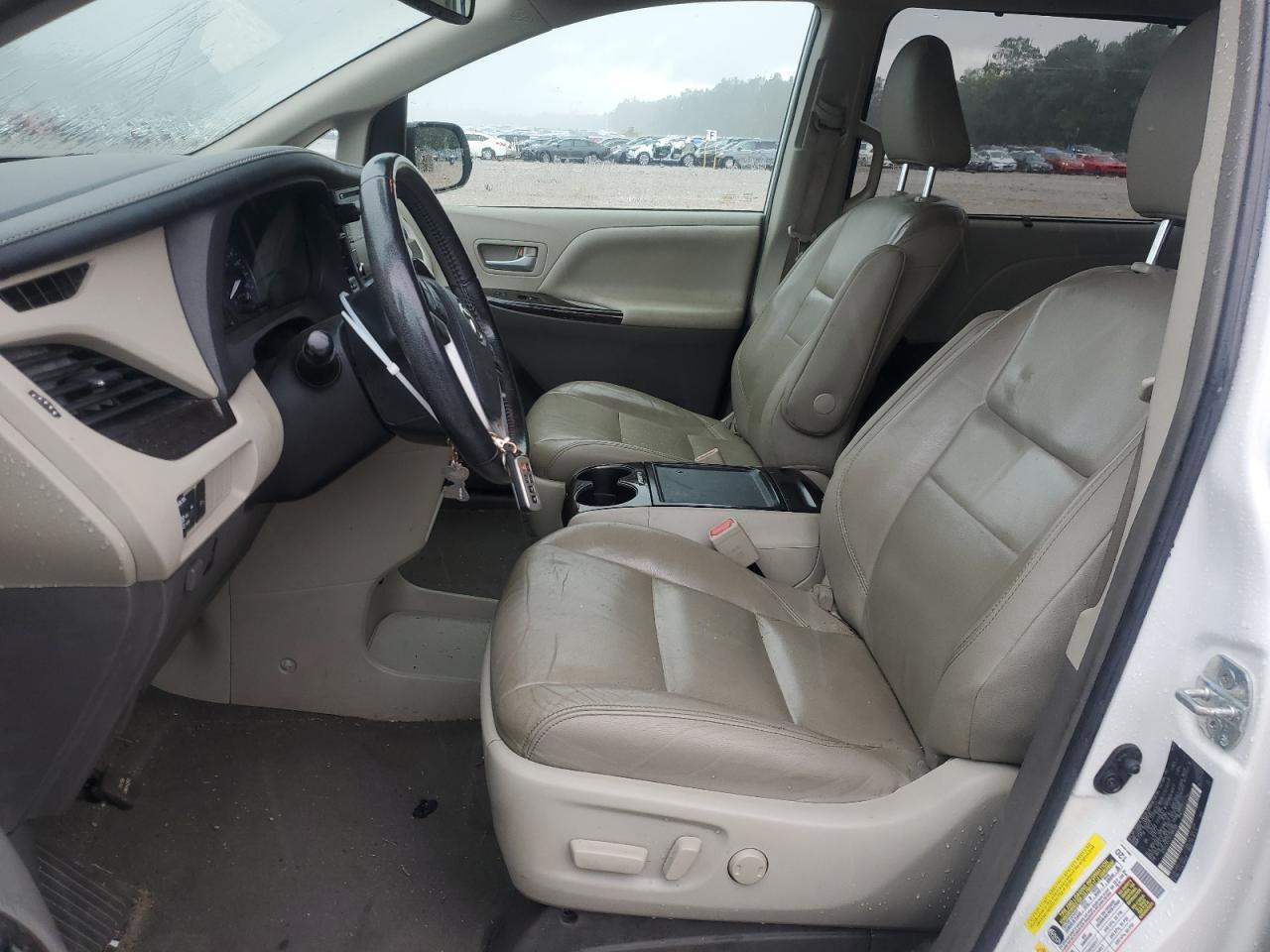 2019 TOYOTA SIENNA