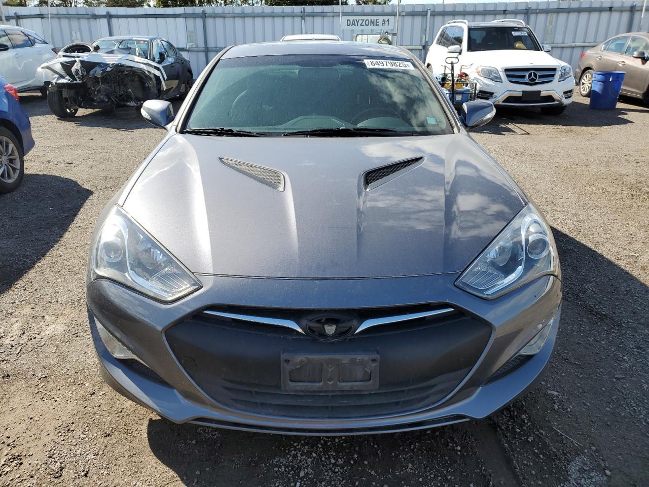 2014 HYUNDAI GENESIS