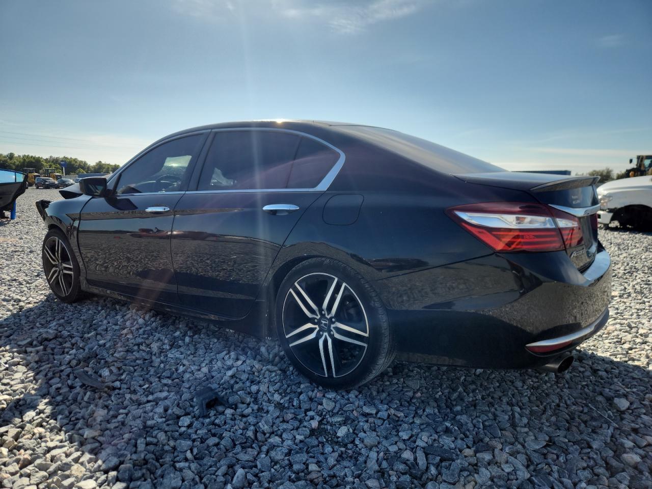 2016 HONDA ACCORD