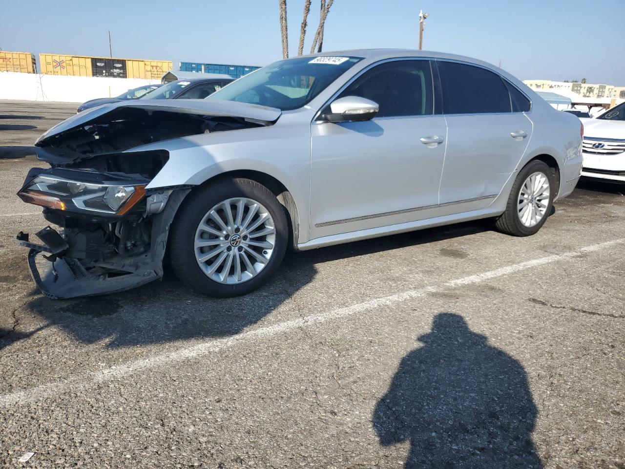 2017 VOLKSWAGEN Passat