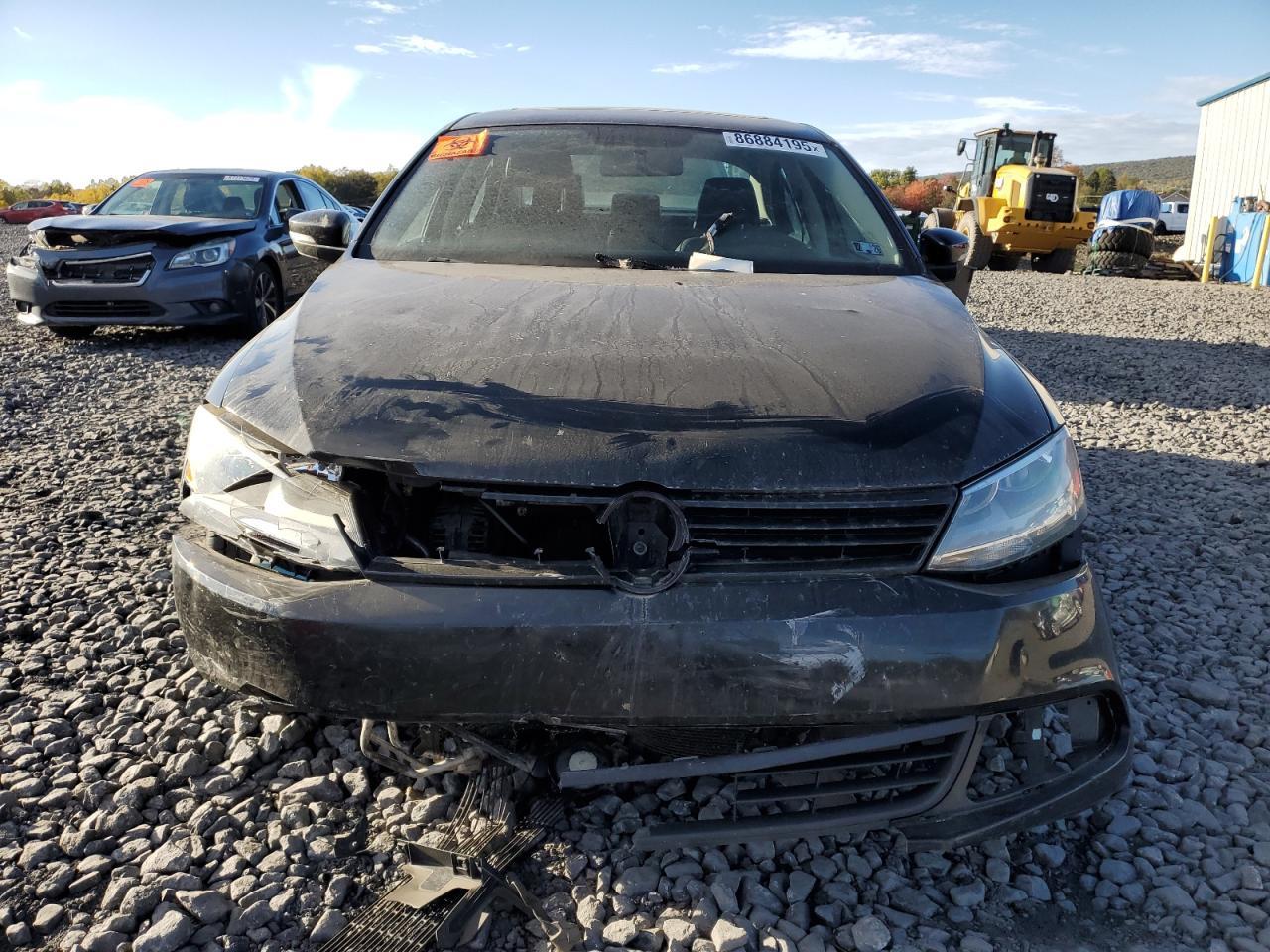 2011 VOLKSWAGEN JETTA