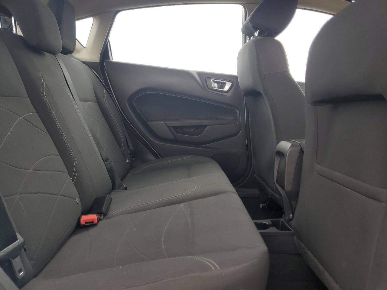 2014 FORD Fiesta