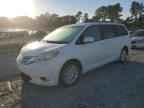 2011 TOYOTA SIENNA