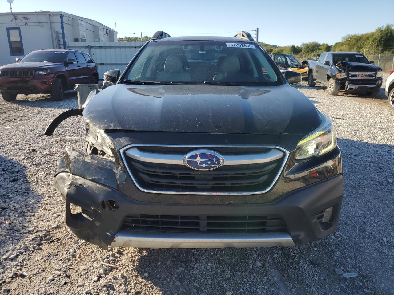2020 SUBARU Outback