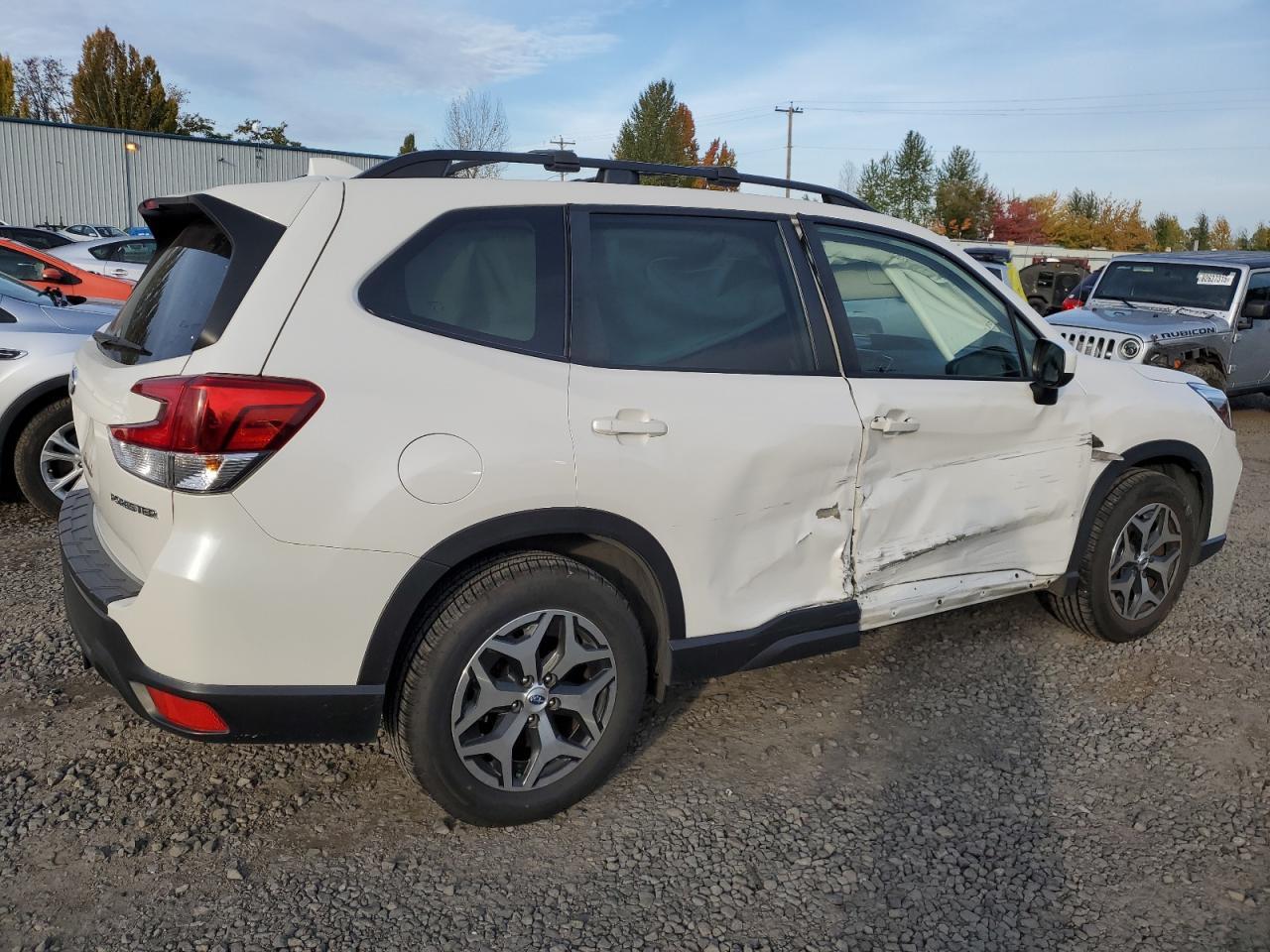 2021 SUBARU FORESTER