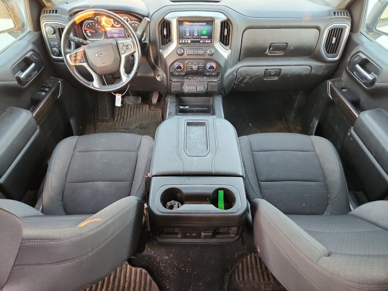 2021 CHEVROLET Silverado