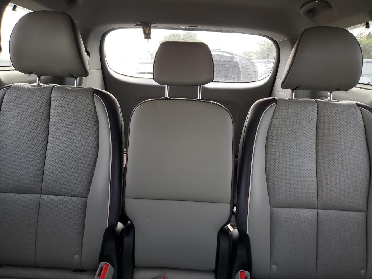 2018 KIA SEDONA