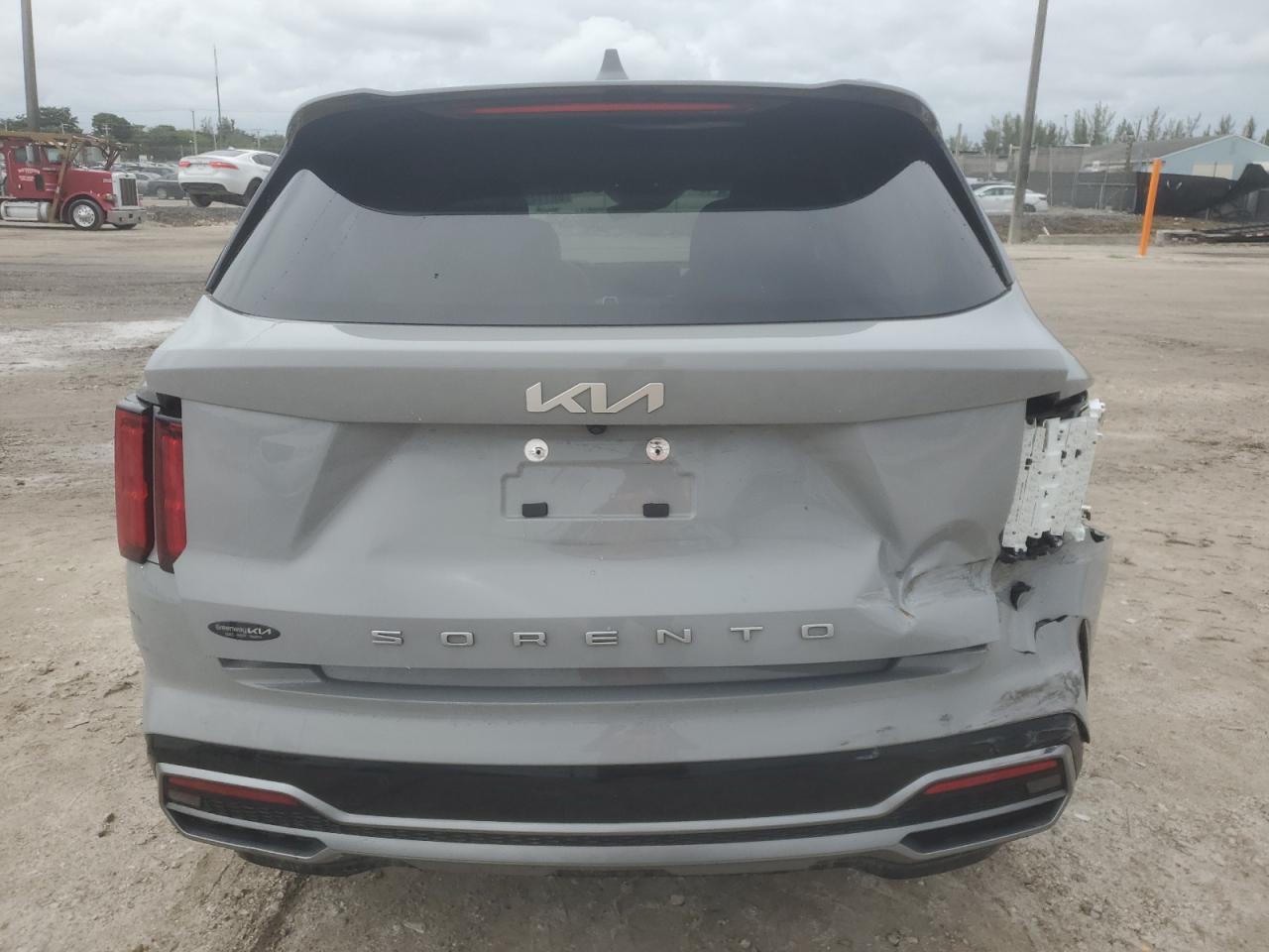 2022 KIA SORENTO