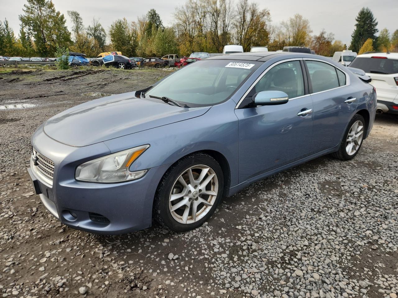2011 NISSAN Maxima