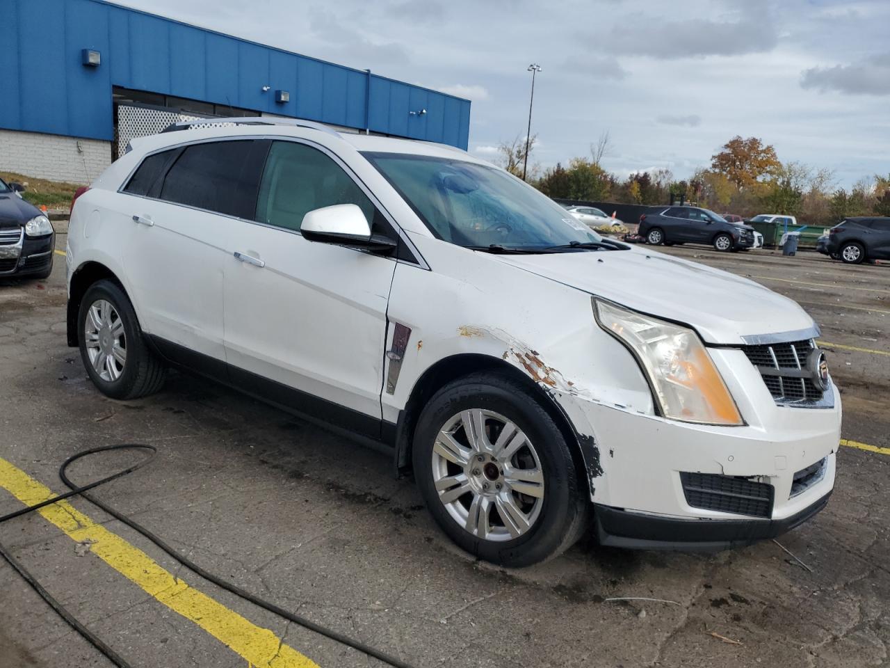2010 CADILLAC SRX