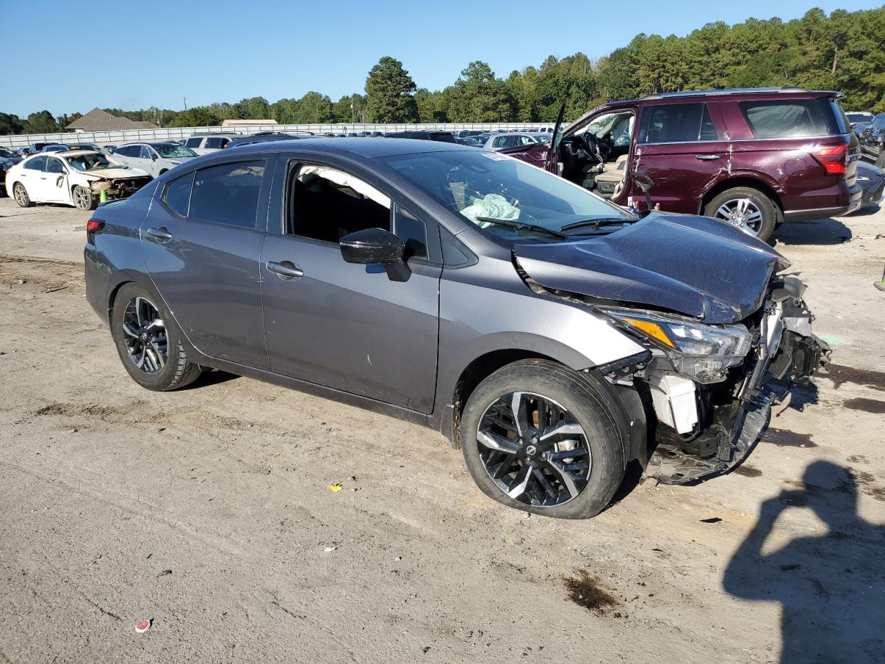 2024 NISSAN VERSA
