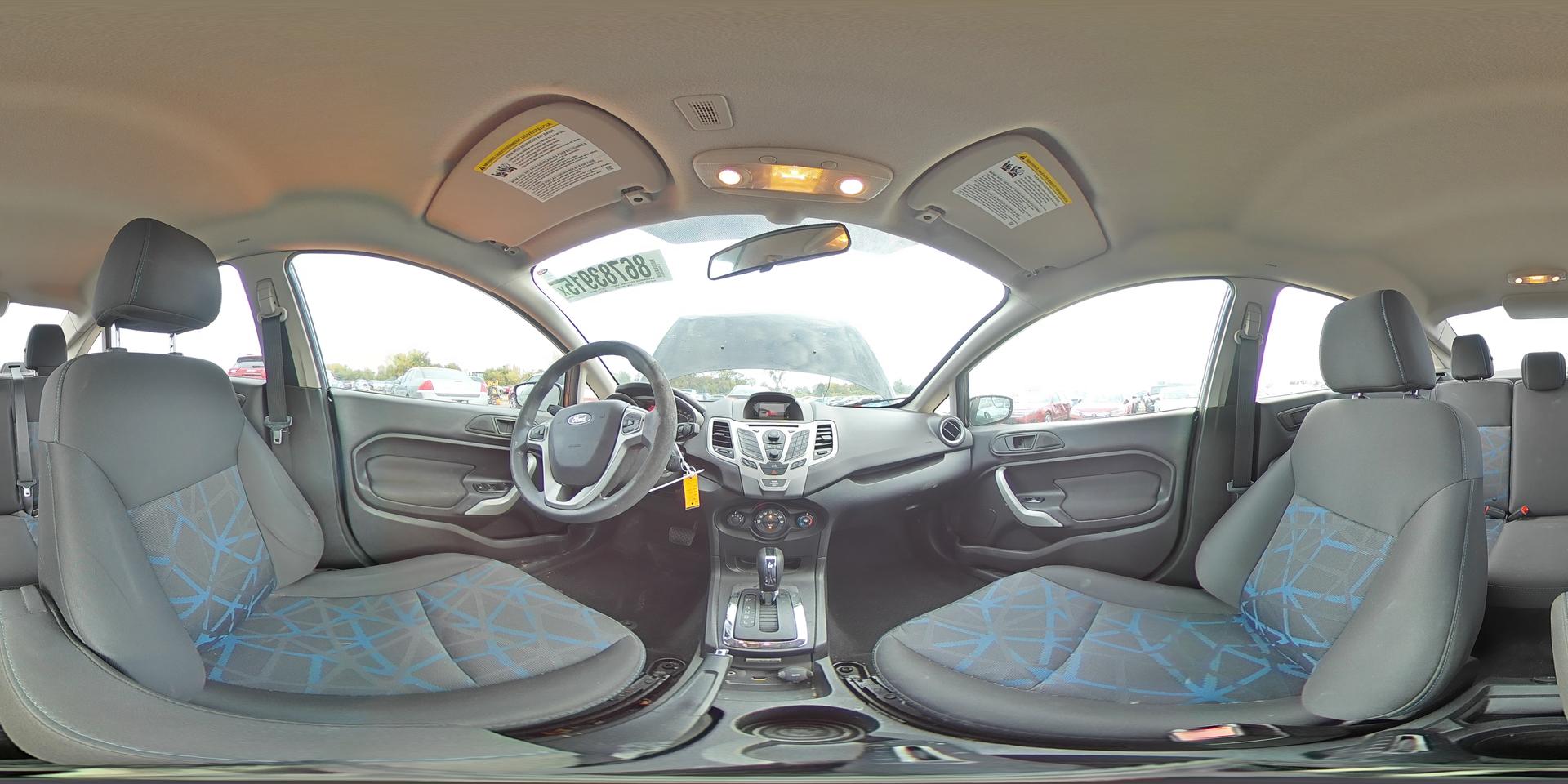 2013 FORD Fiesta