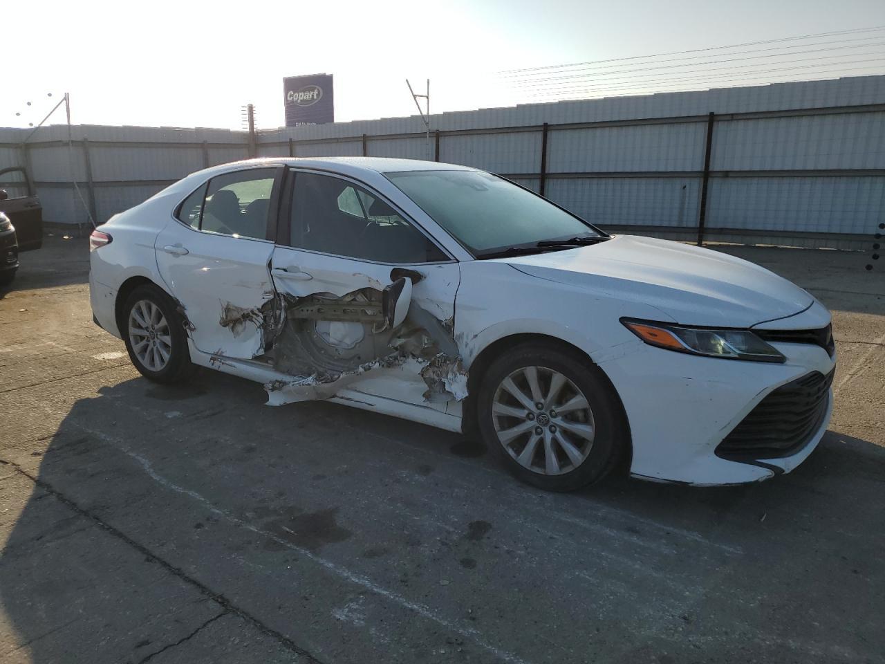 2018 TOYOTA CAMRY