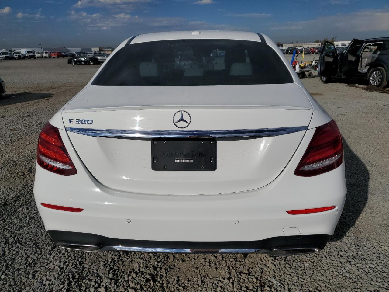 2018 MERCEDES-BENZ E-Class