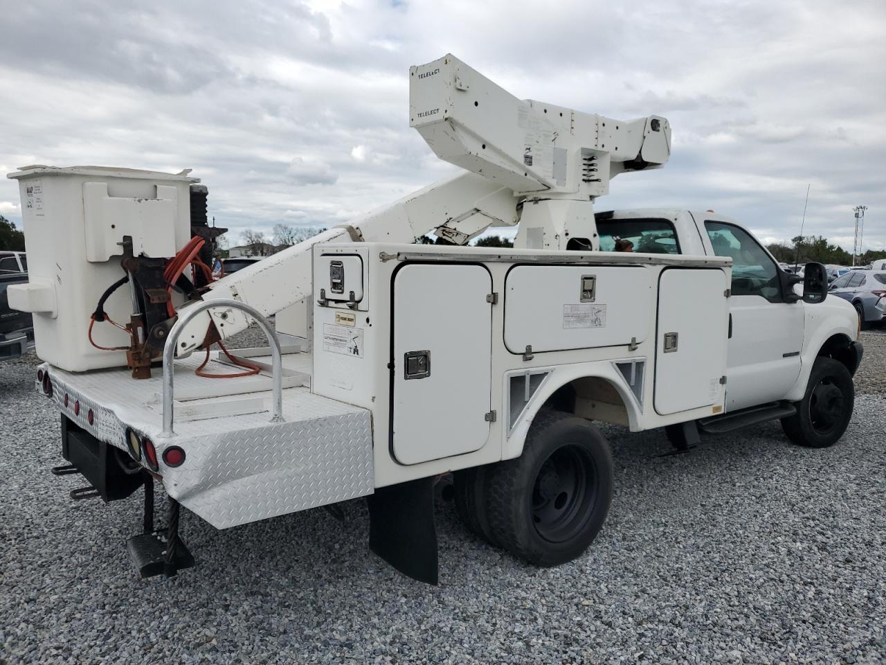 2000 FORD F-550