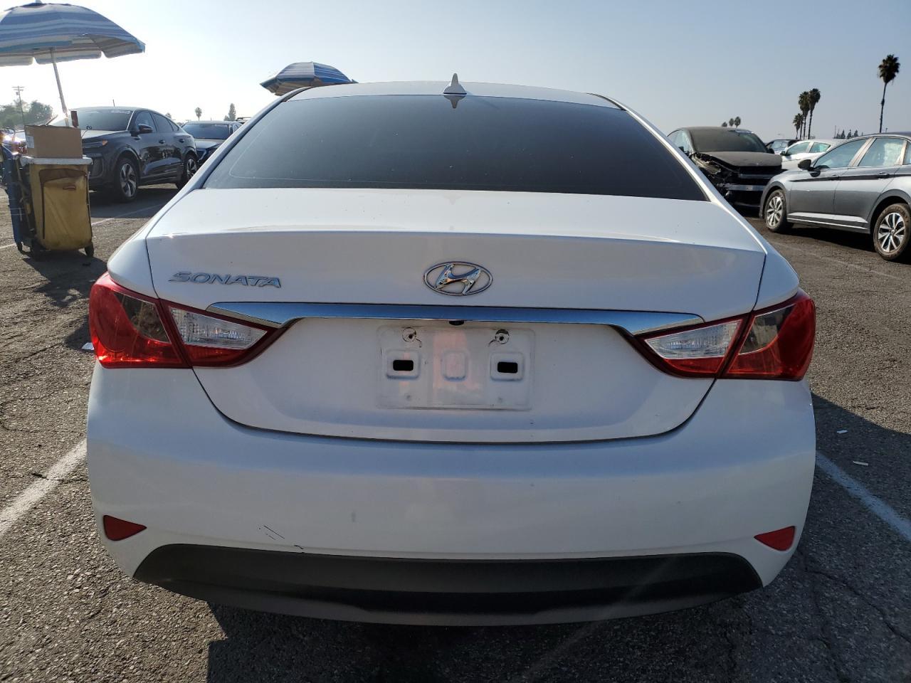 2014 HYUNDAI SONATA