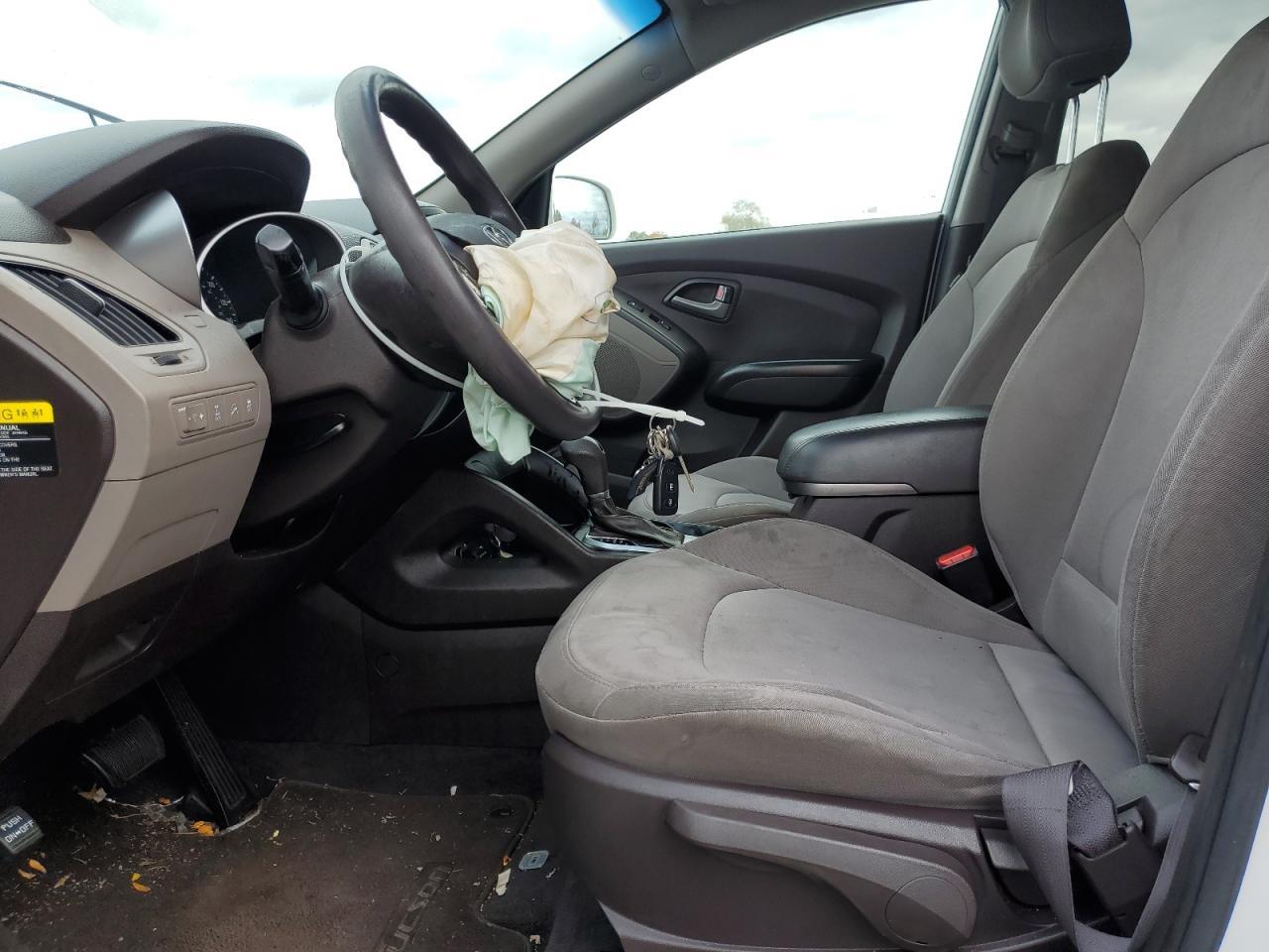 2015 HYUNDAI TUCSON