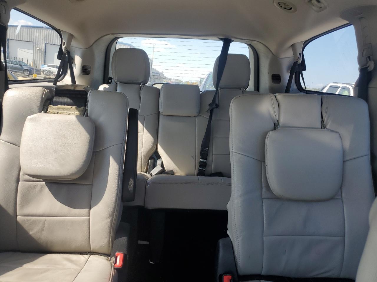2011 DODGE GRAND CARAVAN