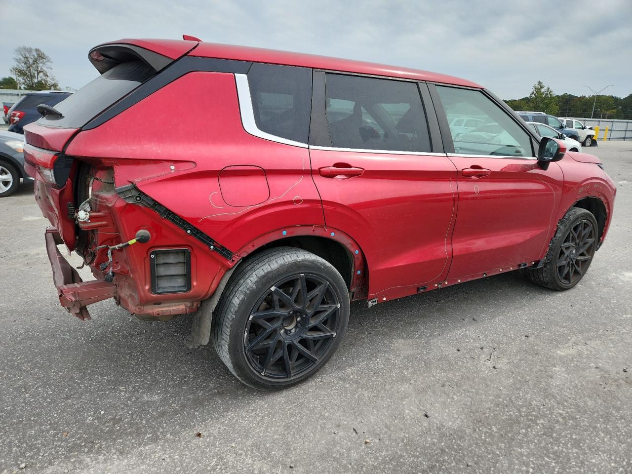 2022 MITSUBISHI outlander