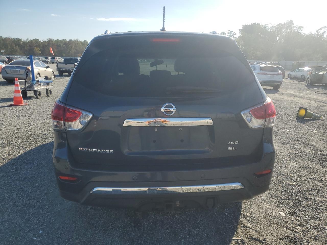 2014 NISSAN PATHFINDER