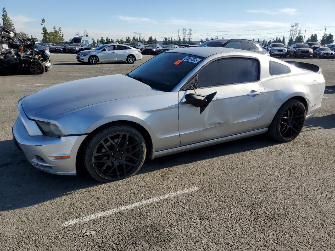 2013 FORD MUSTANG