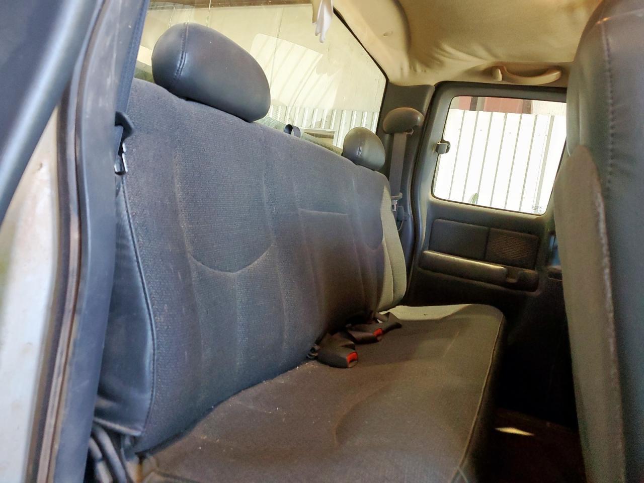 2004 CHEVROLET Silverado