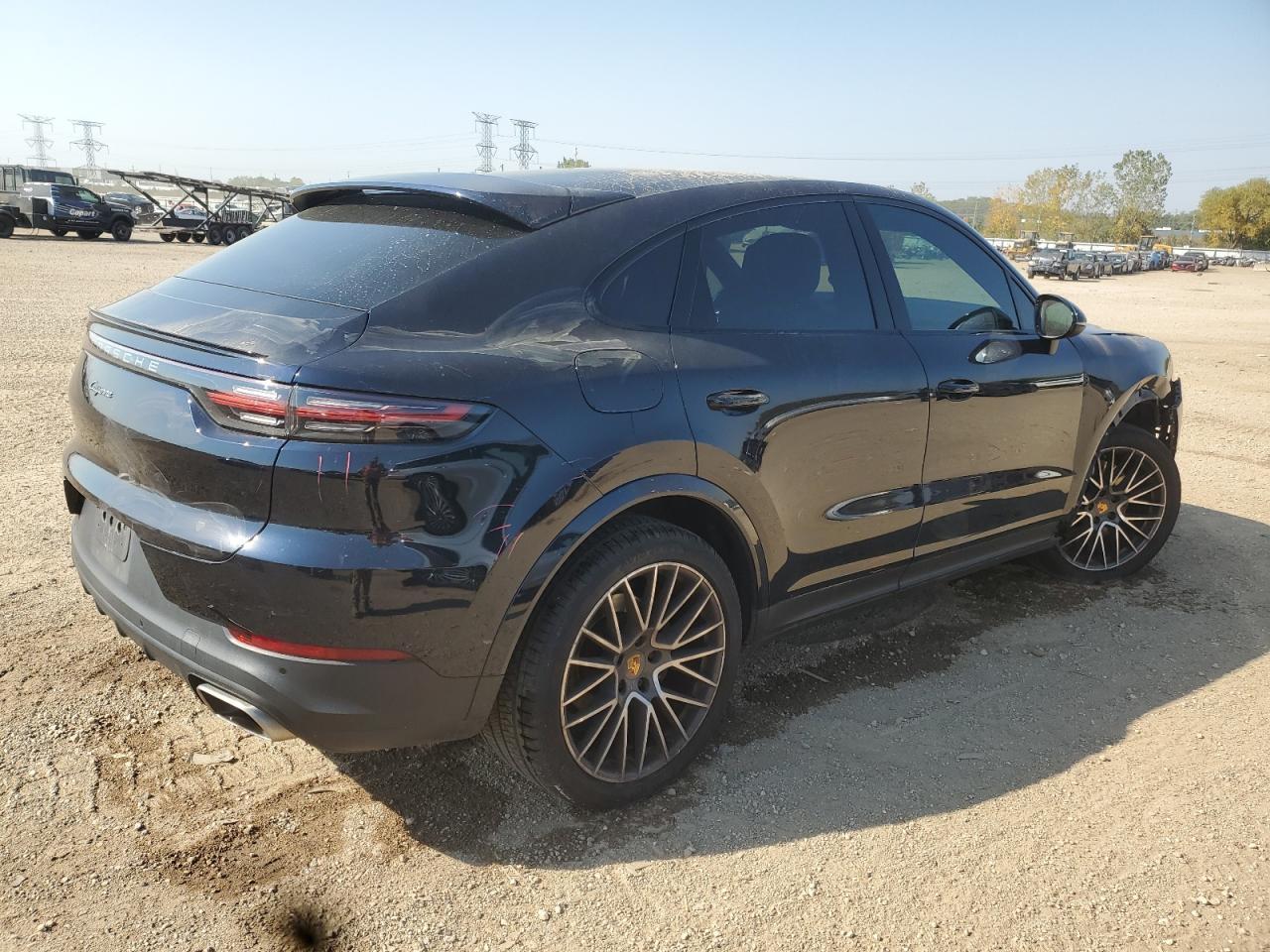 2021 PORSCHE CAYENNE