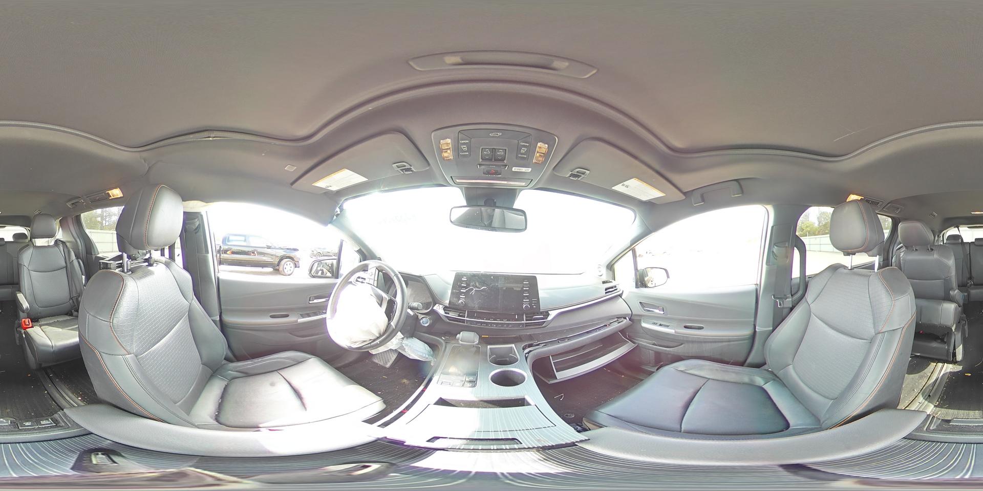 2022 TOYOTA SIENNA